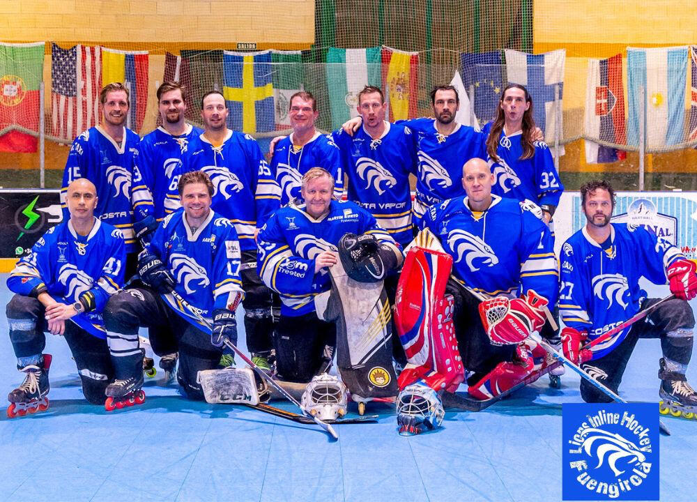 Foto de equipo con jugadores de hockey sobre patines. Fuengirola LIONS.